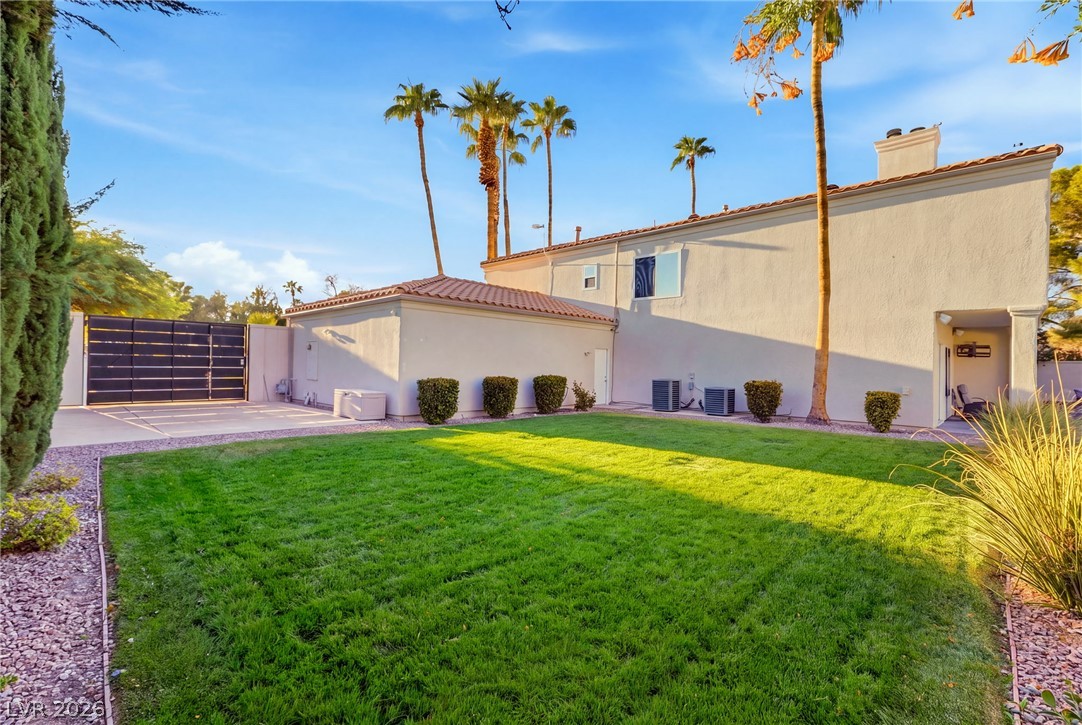 2060 Palm Canyon Court Property Photo 7