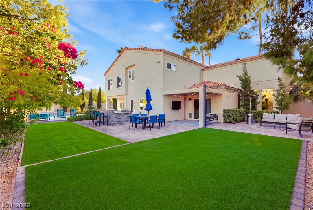 2060 Palm Canyon Court Property Photo 8