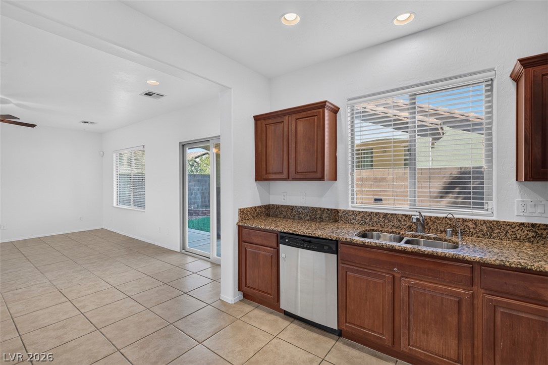 6868 Pipil Street Property Photo 15