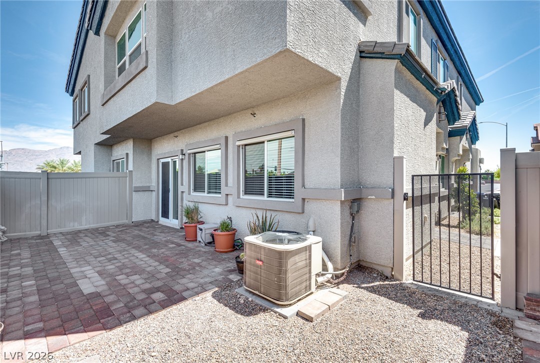 7575 Emerald Stars Street 102 Property Photo 7