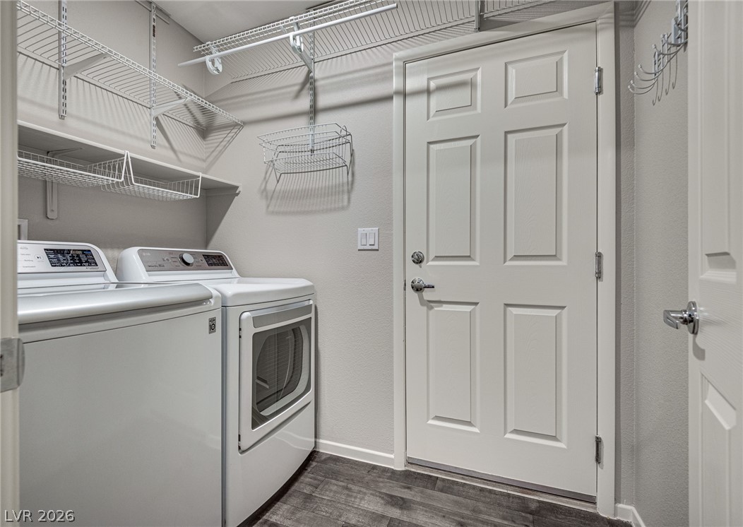 7575 Emerald Stars Street 102 Property Photo 11