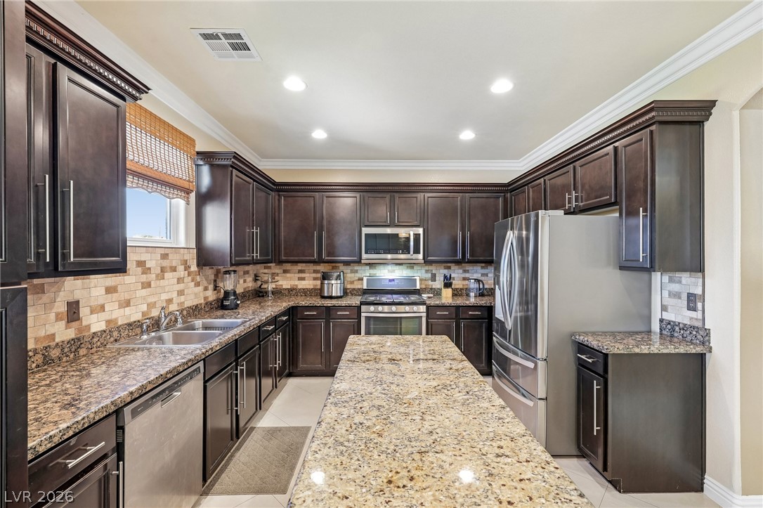4024 Solar System Street Property Photo 4