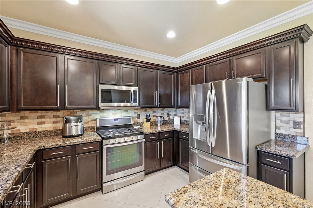 4024 Solar System Street Property Photo 10