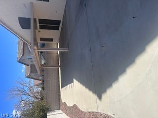 898 South Dancing Rain Court Property Photo 2
