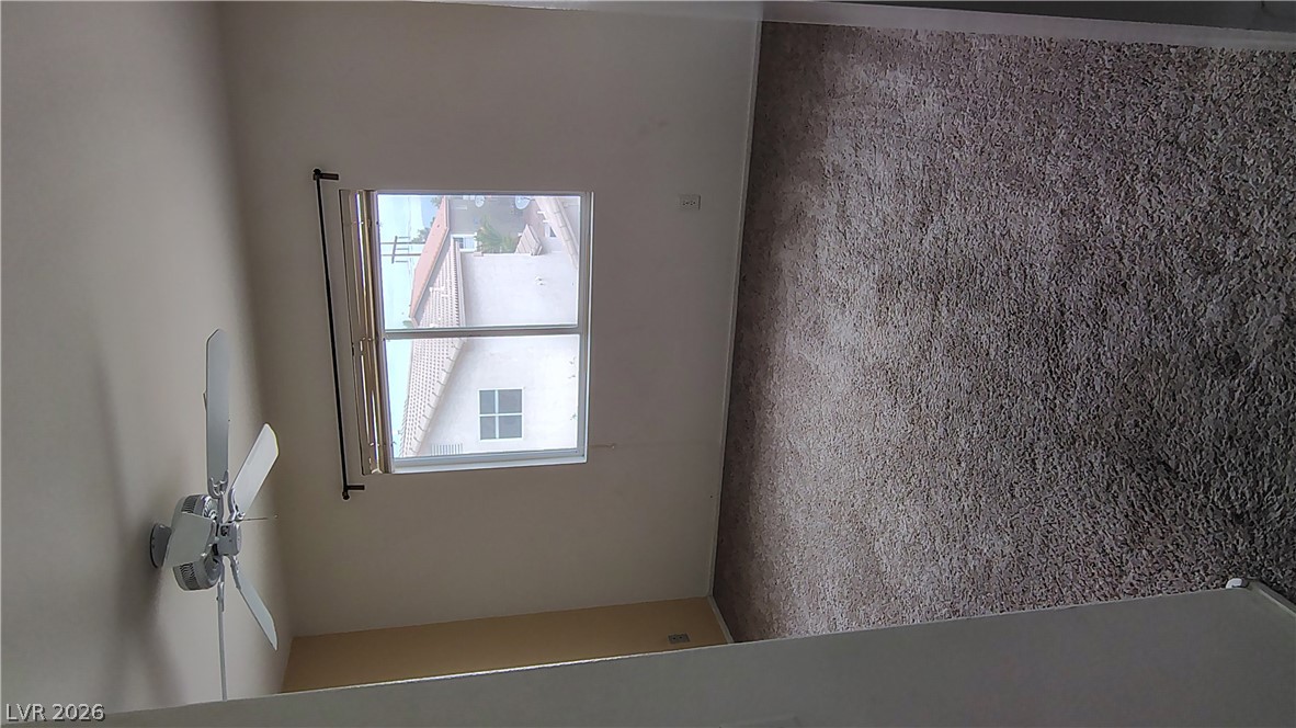 898 South Dancing Rain Court Property Photo 17