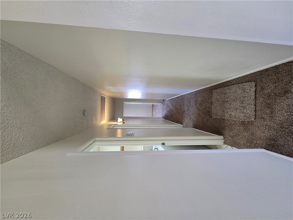 5239 Erin Circle Property Photo 10