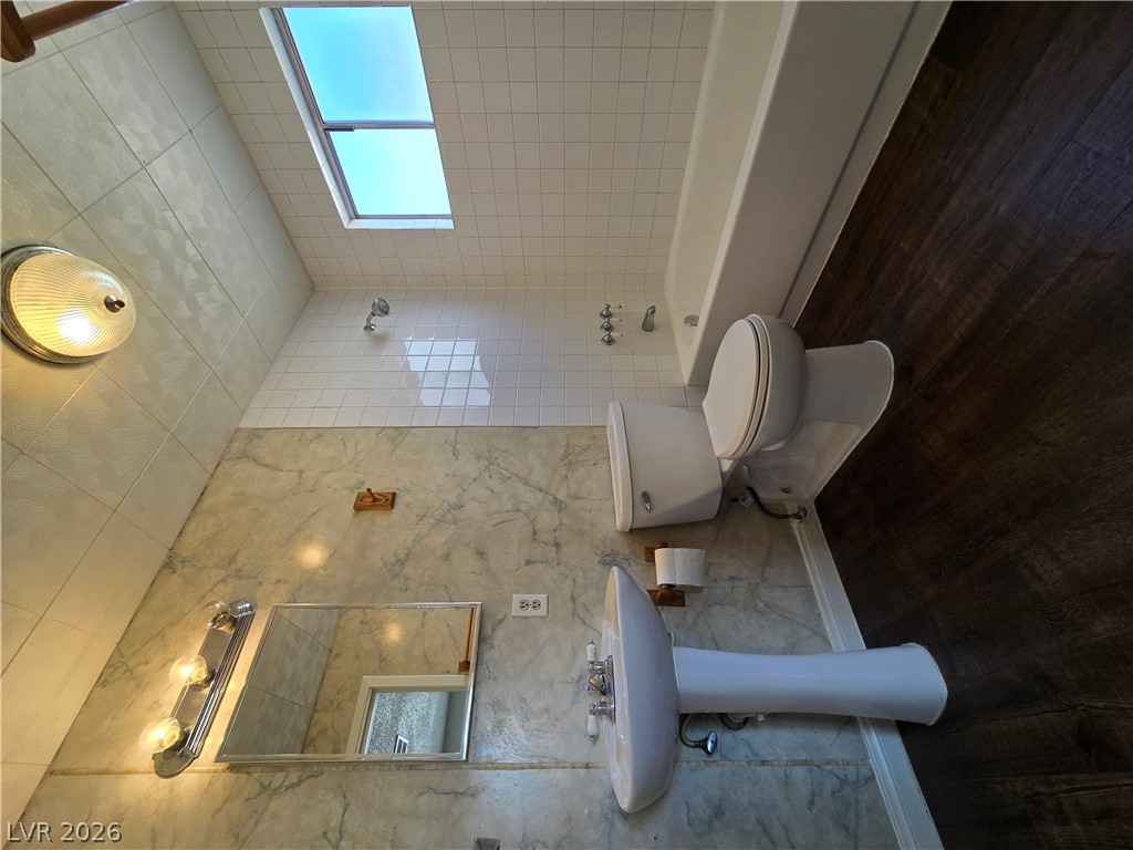 5239 Erin Circle Property Photo 16