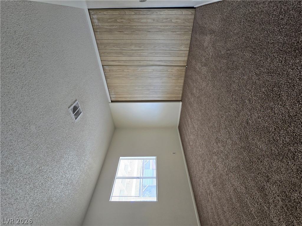 5239 Erin Circle Property Photo 20