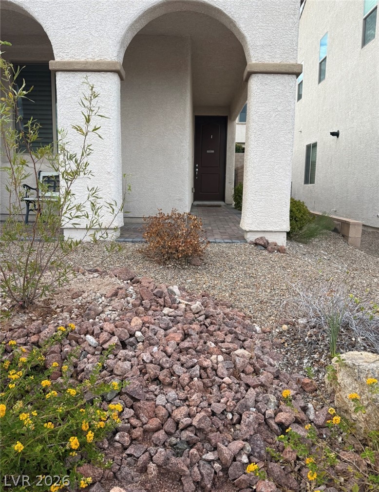 925 Kimbark Avenue Property Photo 2