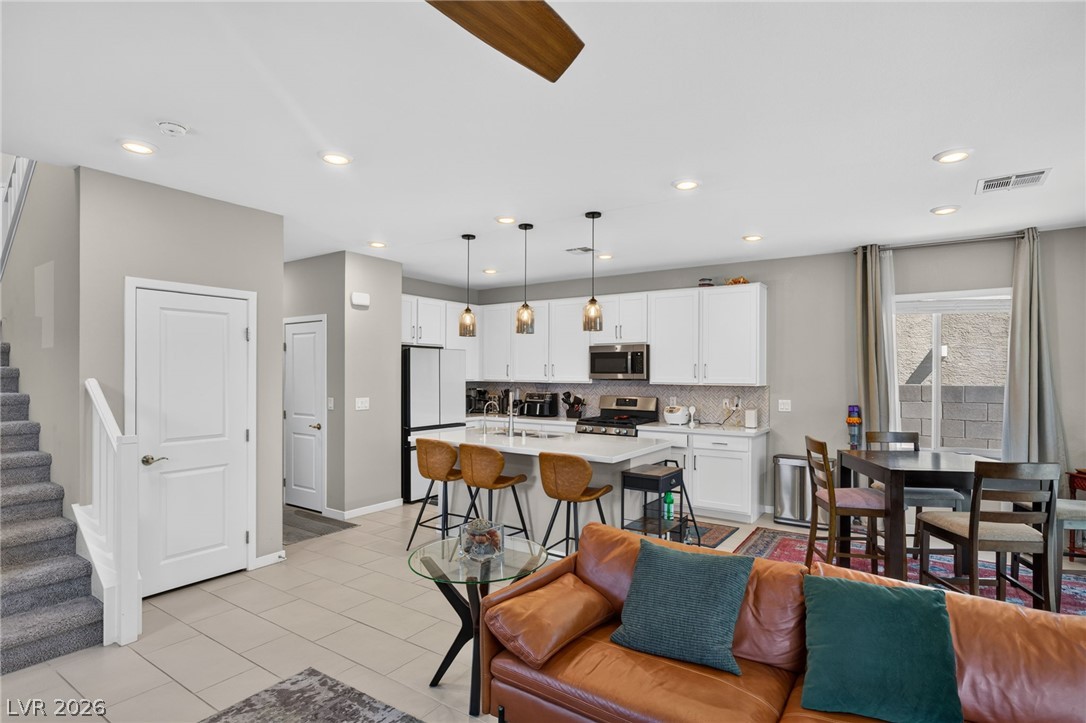 2719 High Echelon Road Property Photo 10