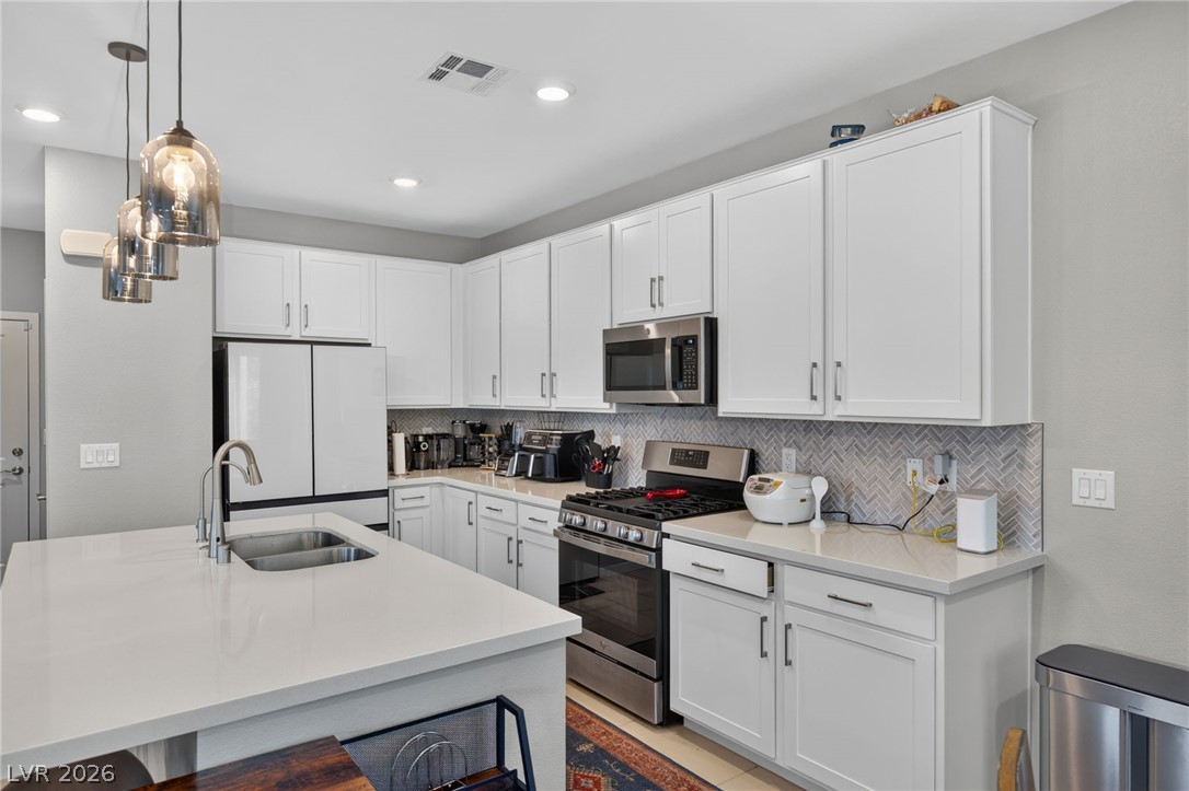 2719 High Echelon Road Property Photo 14