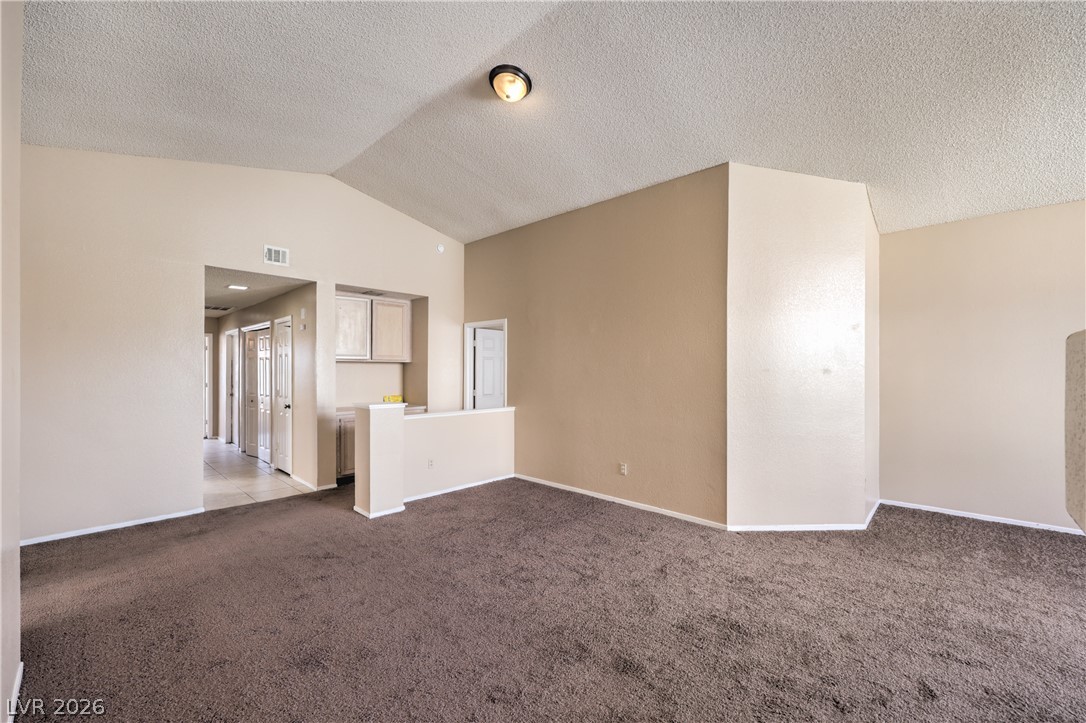 9824 Russett Wood Circle Property Photo 8