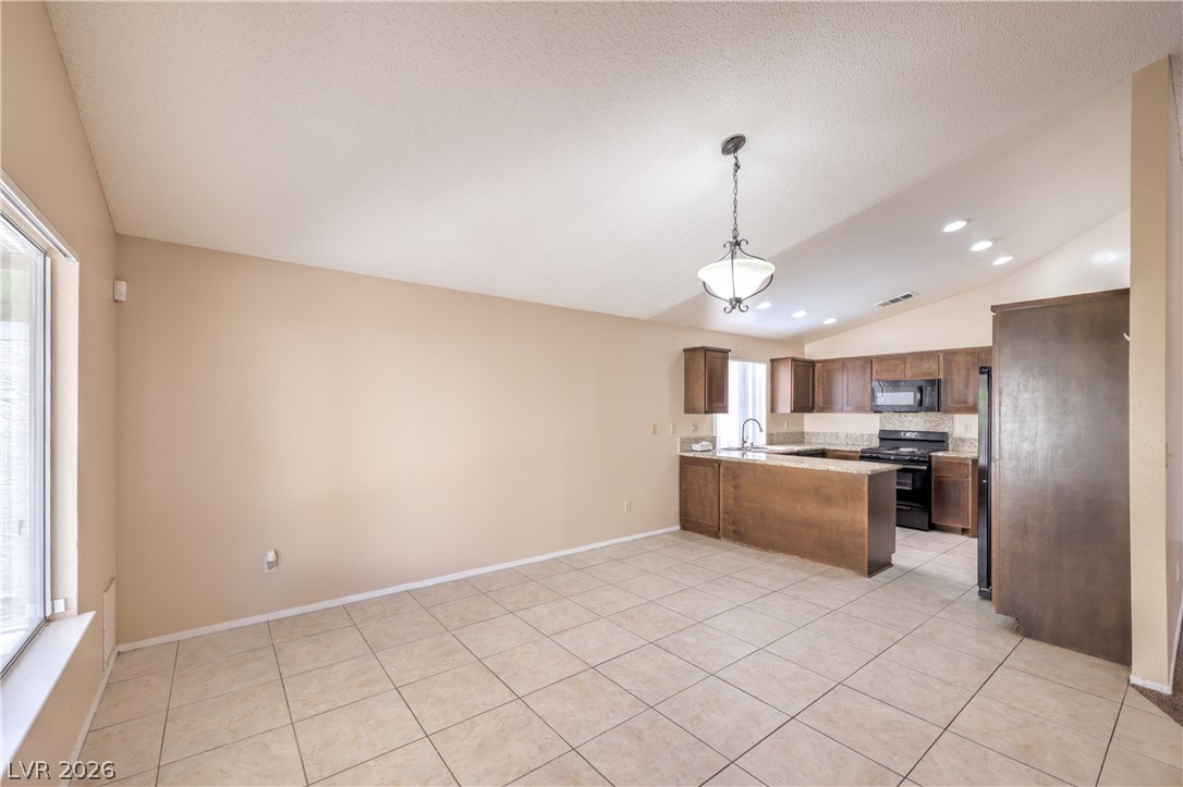 9824 Russett Wood Circle Property Photo 15