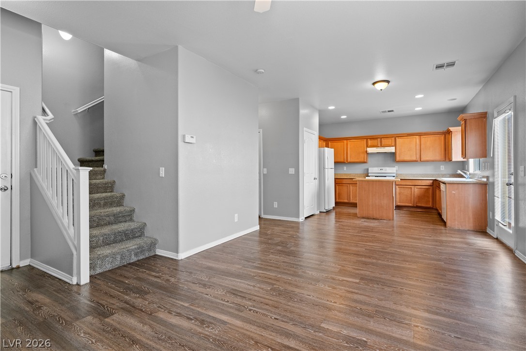 7208 Glen Shire Court Property Photo 5
