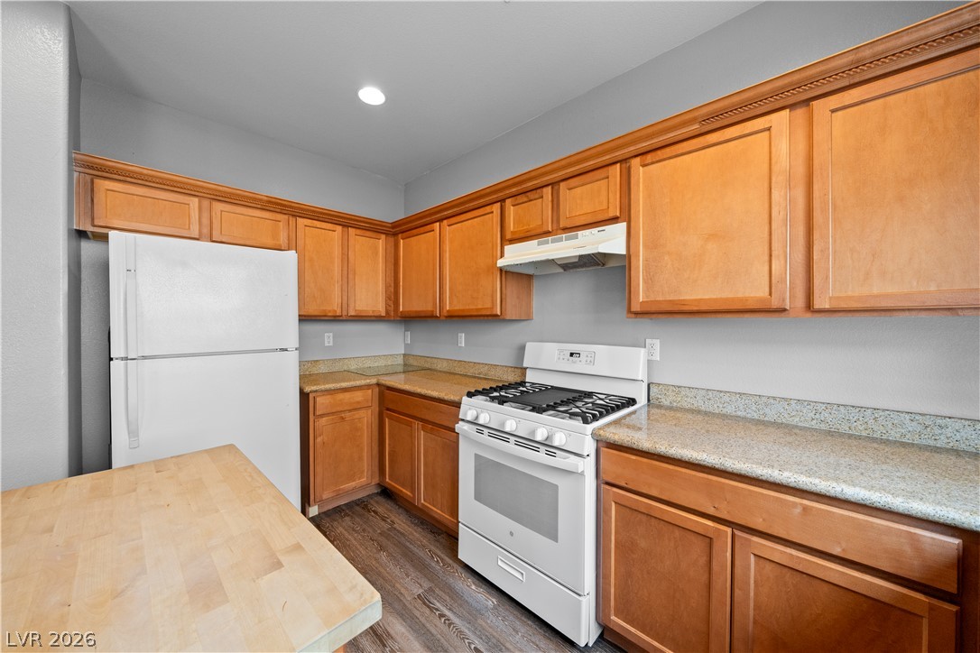 7208 Glen Shire Court Property Photo 8