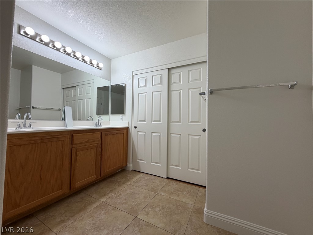 5977 Sombria Ridge Avenue Property Photo 21