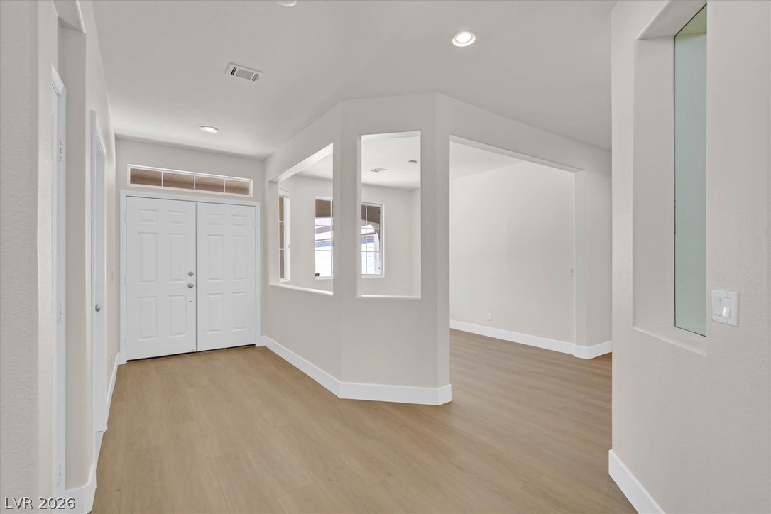 506 Copper View Street Property Photo 2