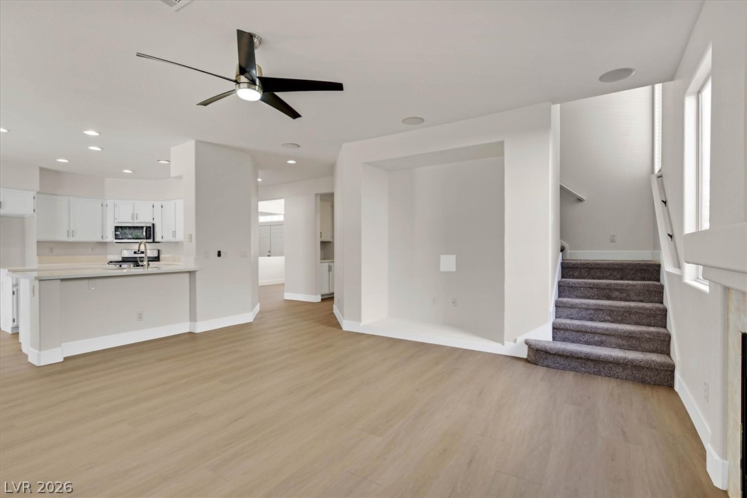 506 Copper View Street Property Photo 5