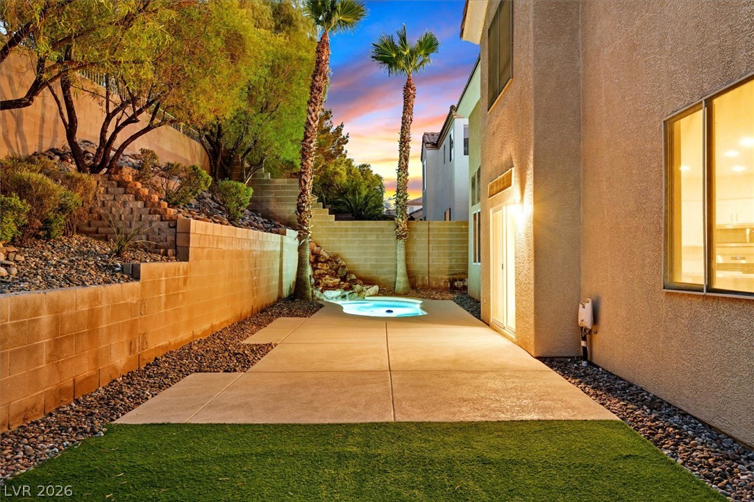 506 Copper View Street Property Photo 12