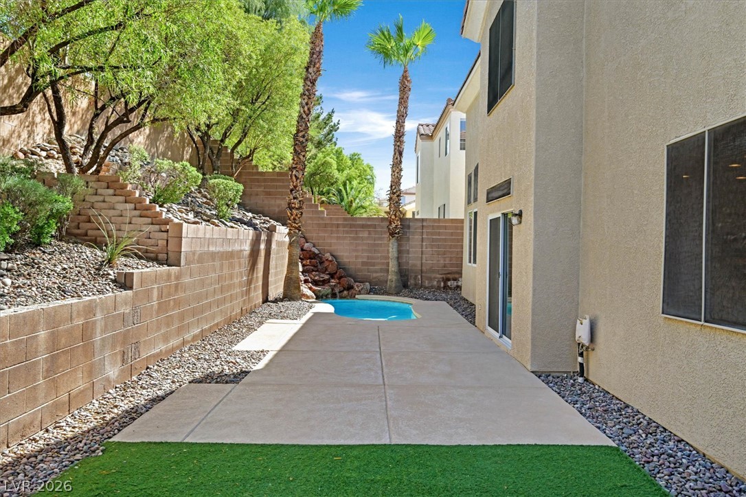 506 Copper View Street Property Photo 34