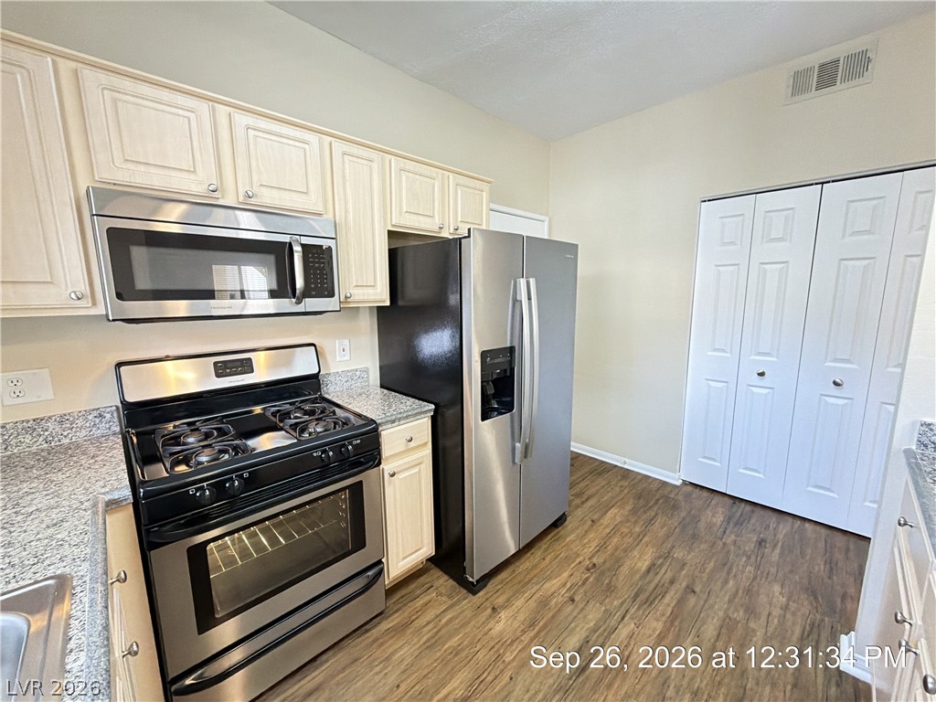 5250 South Rainbow Boulevard 1151 Property Photo 15