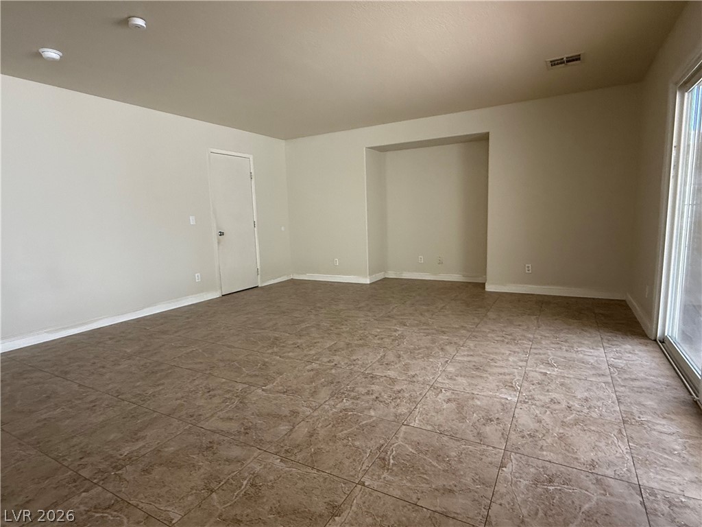 1709 Adobe Frost Court Property Photo 3