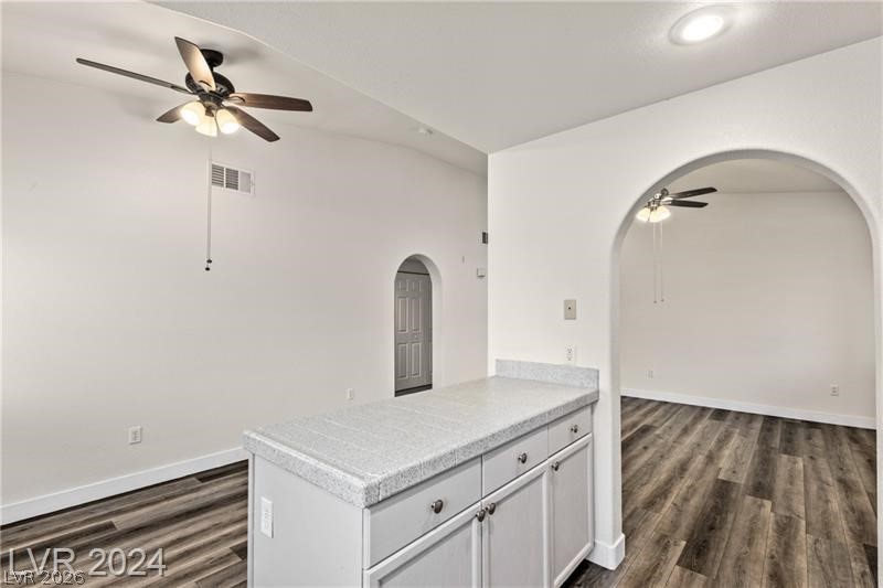 352 Amber Pine Street 201 Property Photo 7