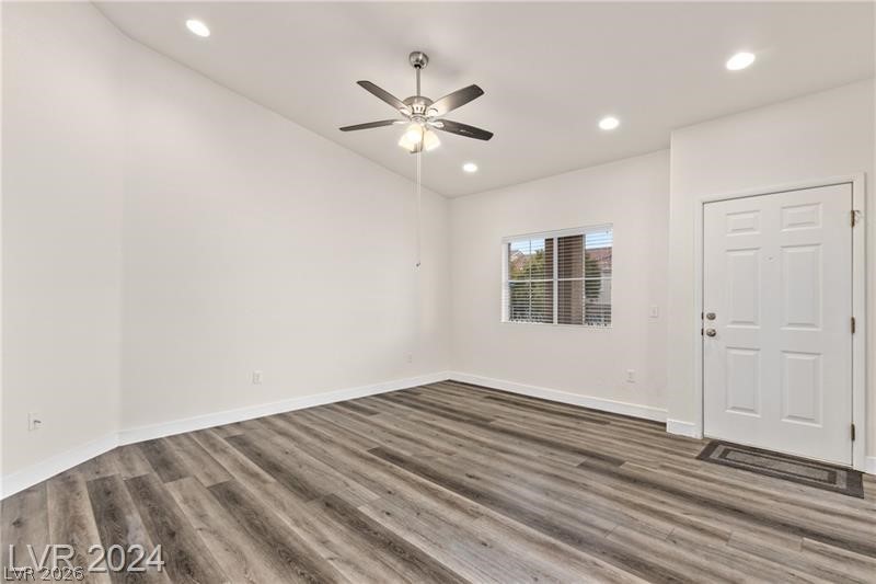 352 Amber Pine Street 201 Property Photo 12