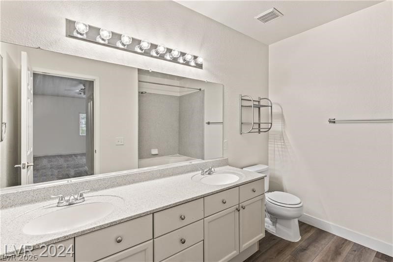 352 Amber Pine Street 201 Property Photo 20