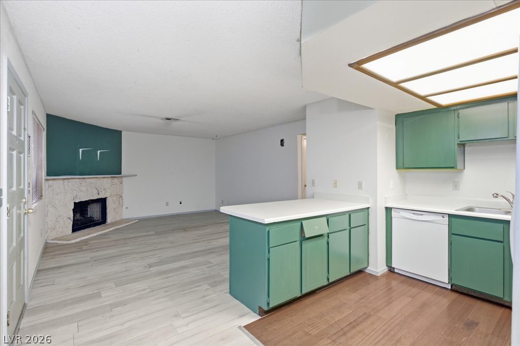 753 Rock Springs Drive 102 Property Photo 18