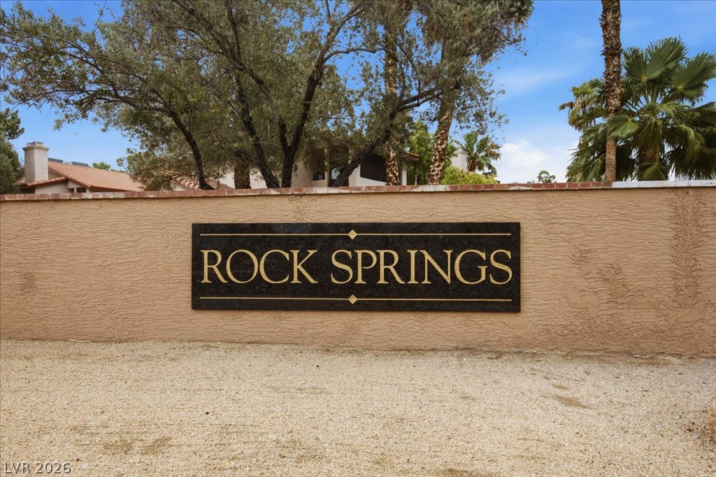 753 Rock Springs Drive 102 Property Photo 29