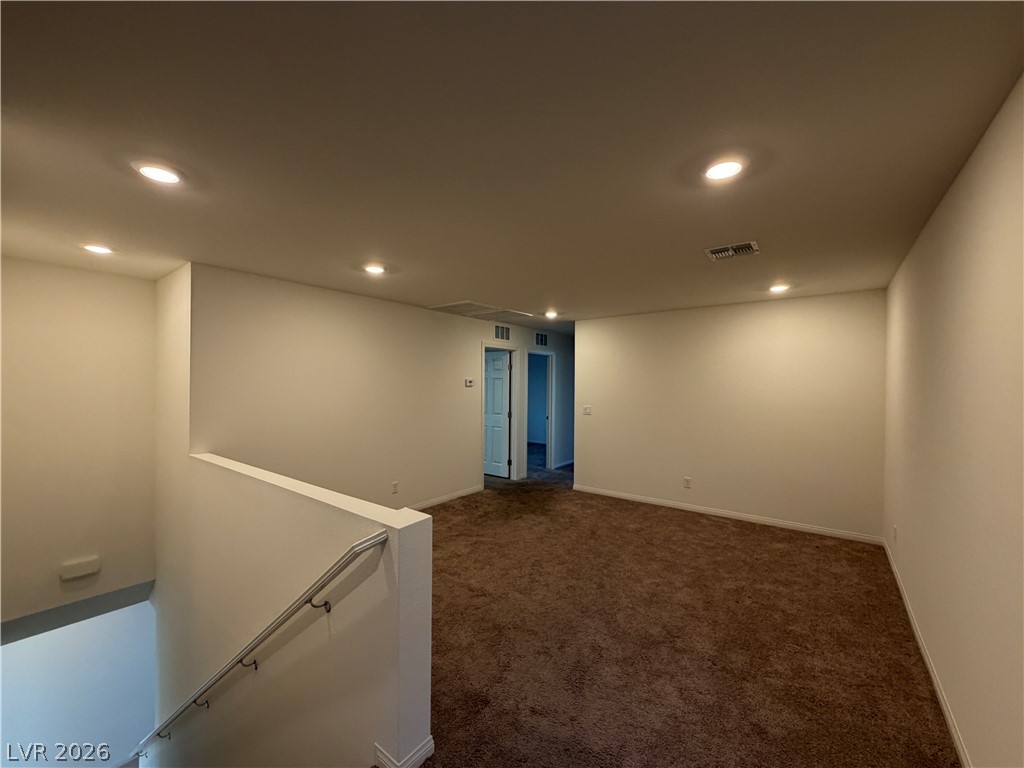 7056 Dandelion Park Avenue Property Photo 8