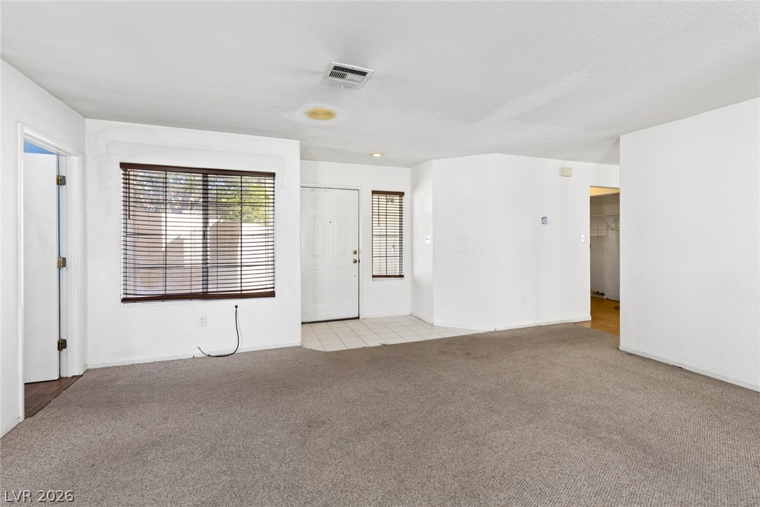 4953 El Sur Court Property Photo 8