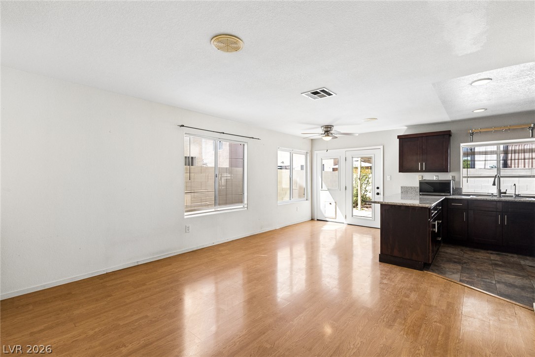 4953 El Sur Court Property Photo 14
