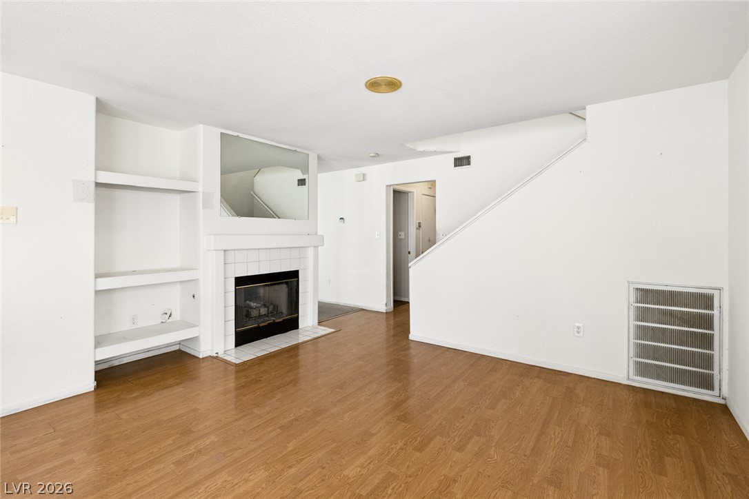 4953 El Sur Court Property Photo 15
