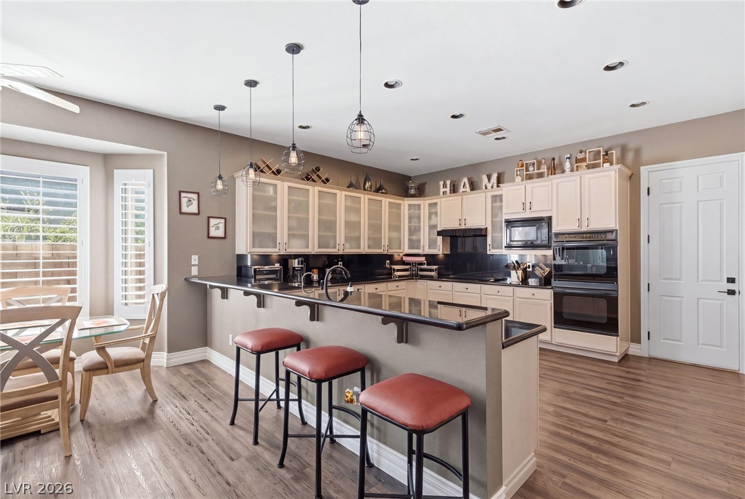 8052 Dark Hollow Place Property Photo 3