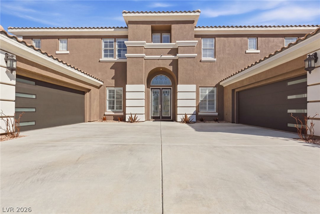 8052 Dark Hollow Place Property Photo 12