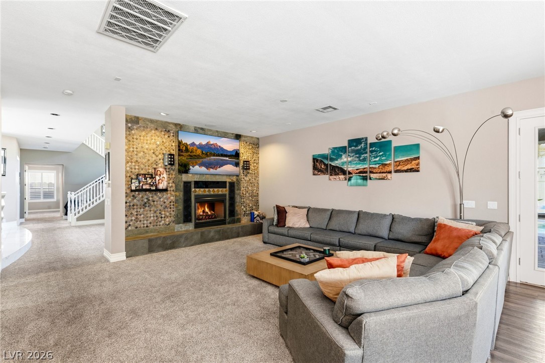 8052 Dark Hollow Place Property Photo 17