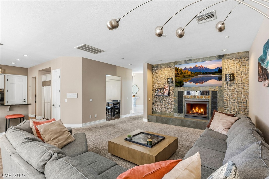 8052 Dark Hollow Place Property Photo 18