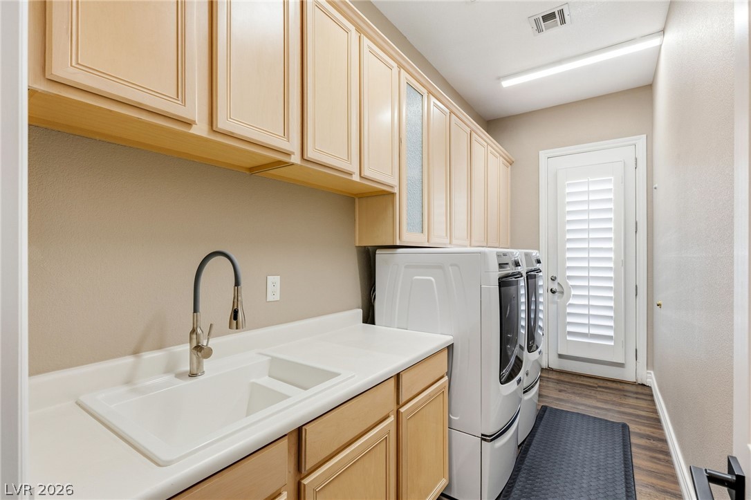 8052 Dark Hollow Place Property Photo 52