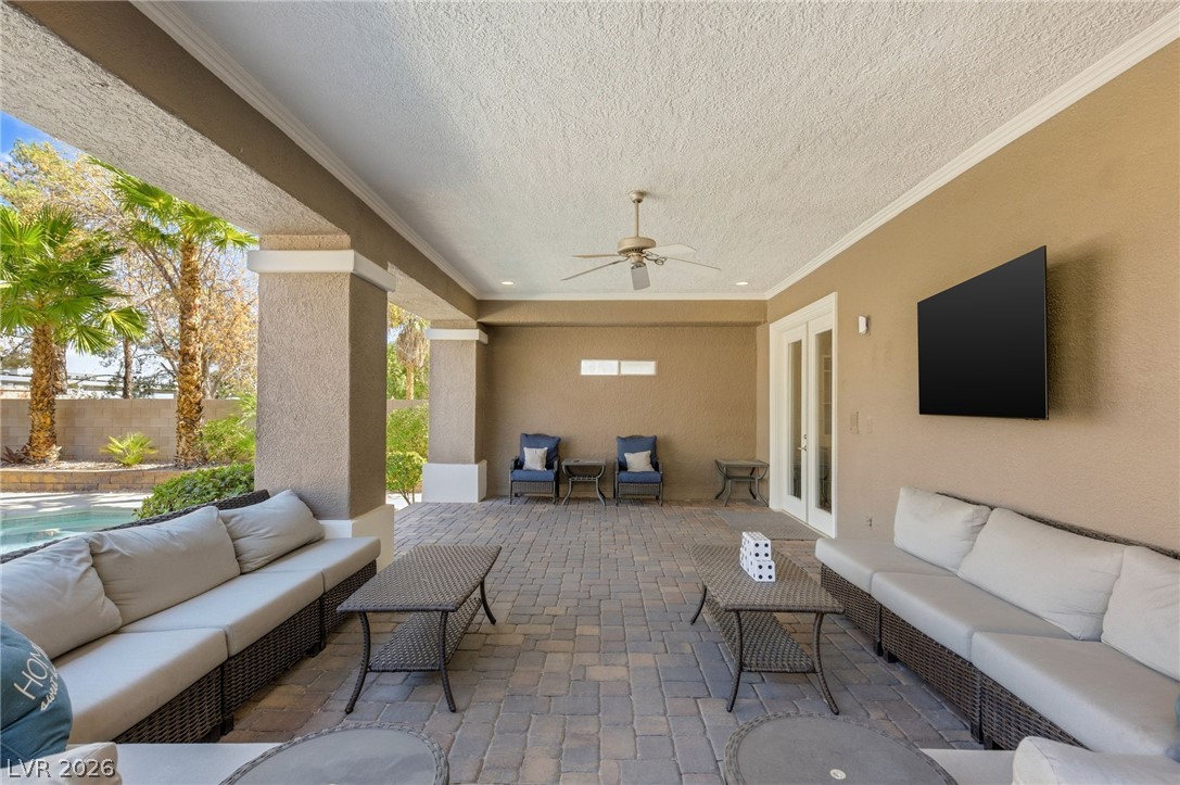 8052 Dark Hollow Place Property Photo 54