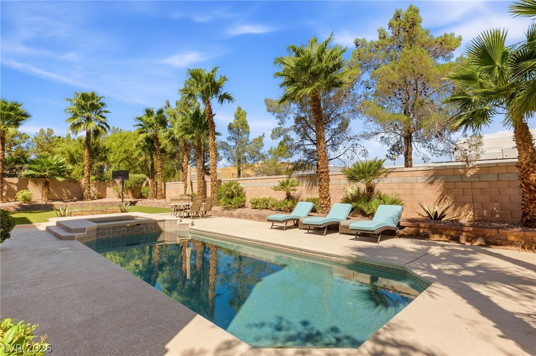 8052 Dark Hollow Place Property Photo 61