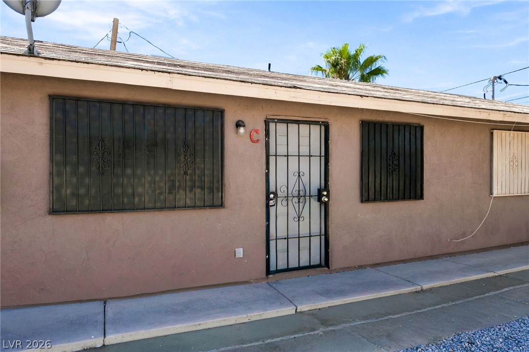 2553 Ellis Street Property Photo 2