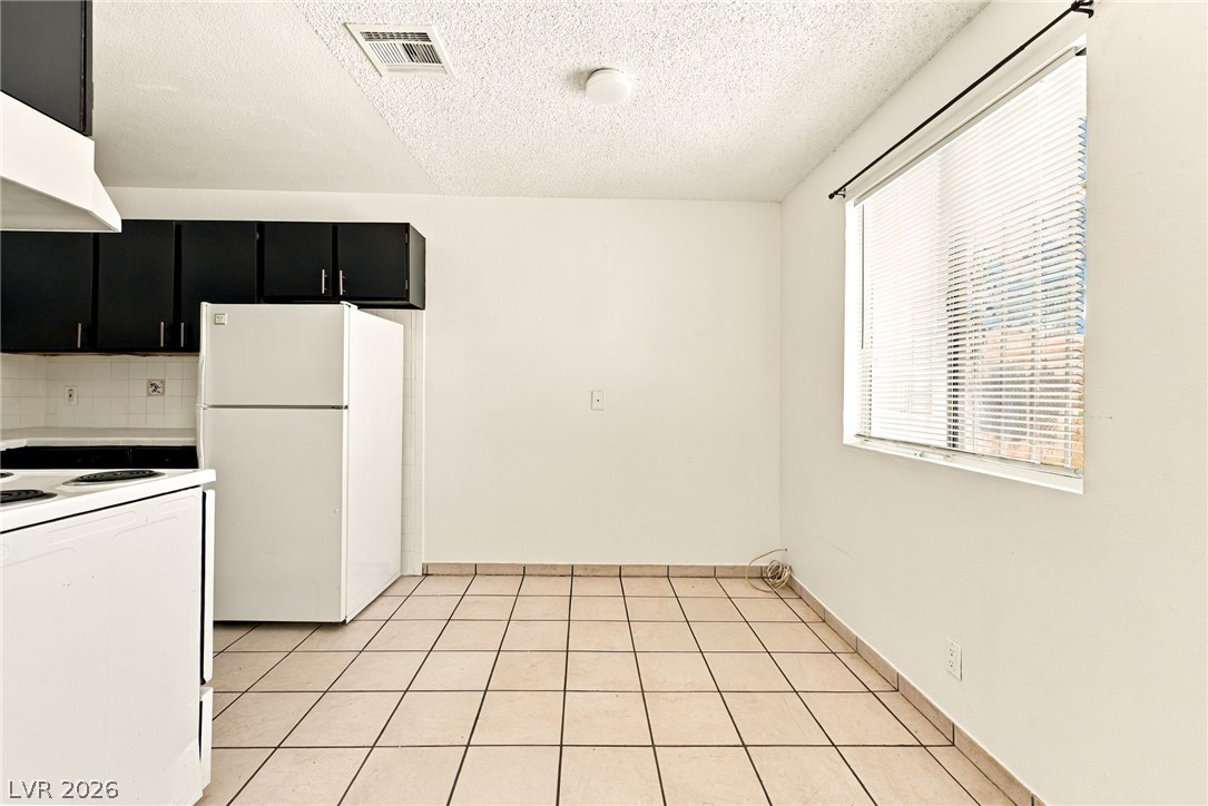 2553 Ellis Street Property Photo 13