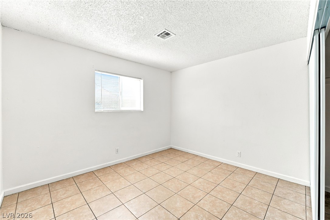2553 Ellis Street Property Photo 21