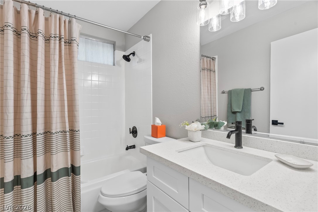 2433 Cliffwood Drive Property Photo 15