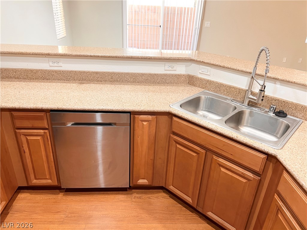 4516 Camille Flora Court Property Photo 6