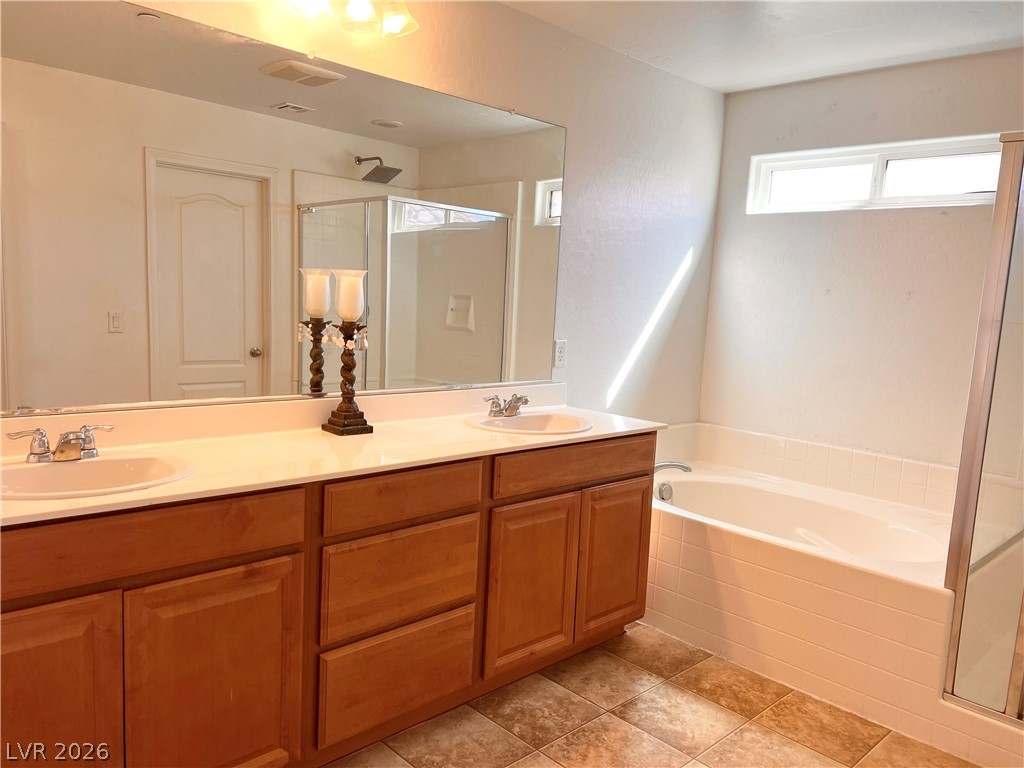 4516 Camille Flora Court Property Photo 33