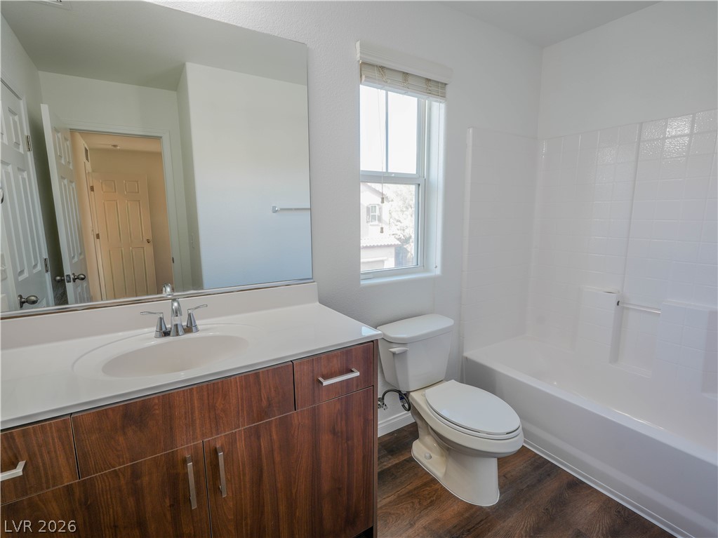 10623 Seasonable Drive Property Photo 23