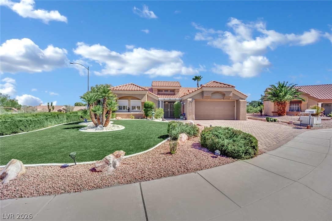 2808 Tumble Creek Court Property Photo 1